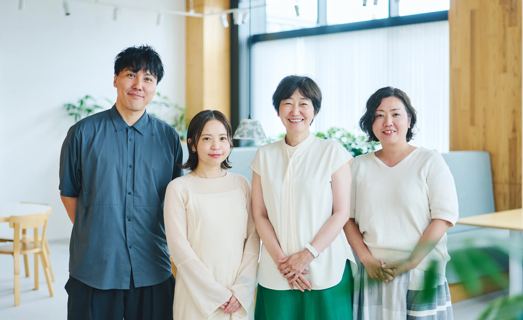ブランドの想いを「声」で届ける。ナチュラルサイエンスとクラシコムが1年かけて育てたPodcast「親になっても、わたしは続く。」という資産
